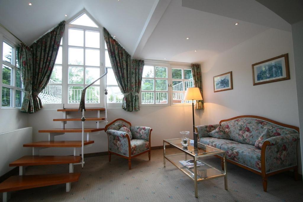 Park Hotel Am Schloss Ettringen  Chambre photo